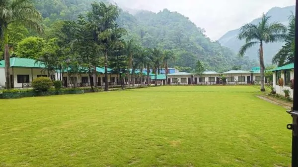 phool chatti resort rishikesh